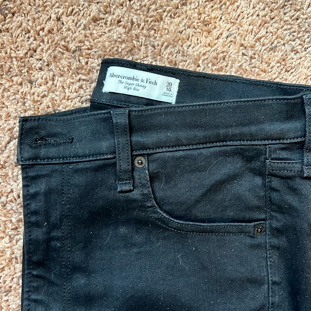 Black super skinny high rise Abercrombie and fitch jeans
